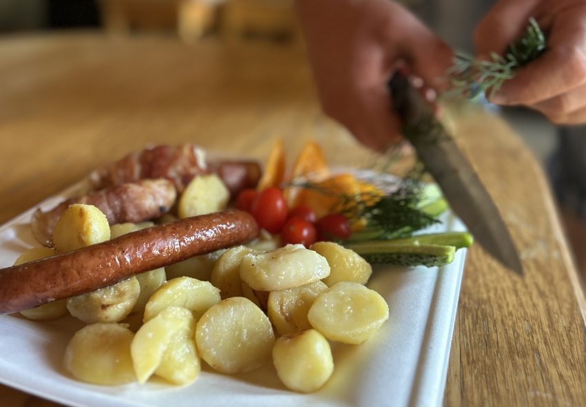 MELLĪŠA KLUSUMĀ_mājas kafejnīca Alūksnes novads