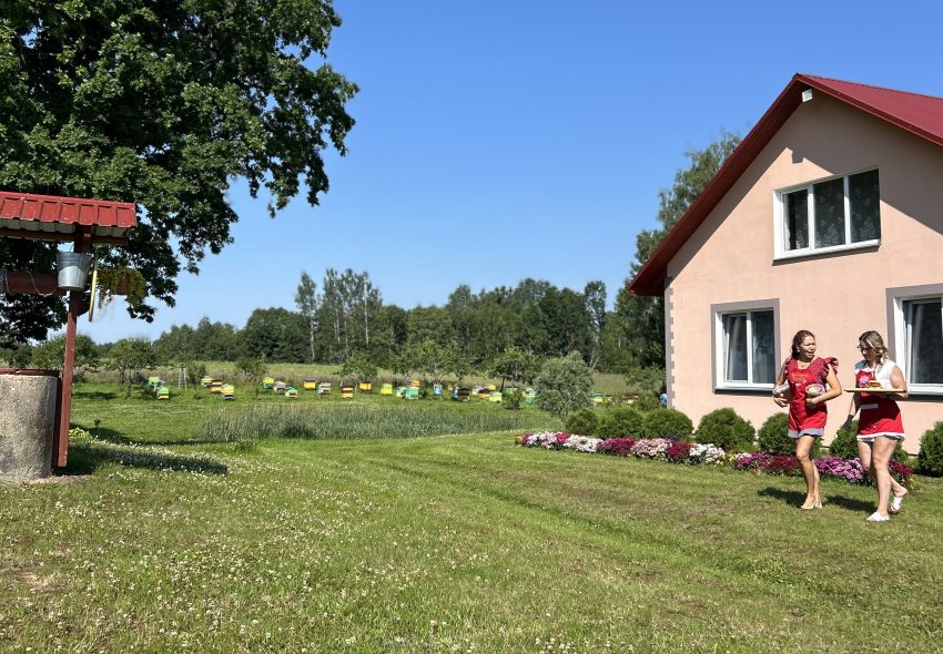 BIŠU UN OGU STĀSTI IGAUNĪŠOS_Mājas kafejnīca Alūksnes novadā